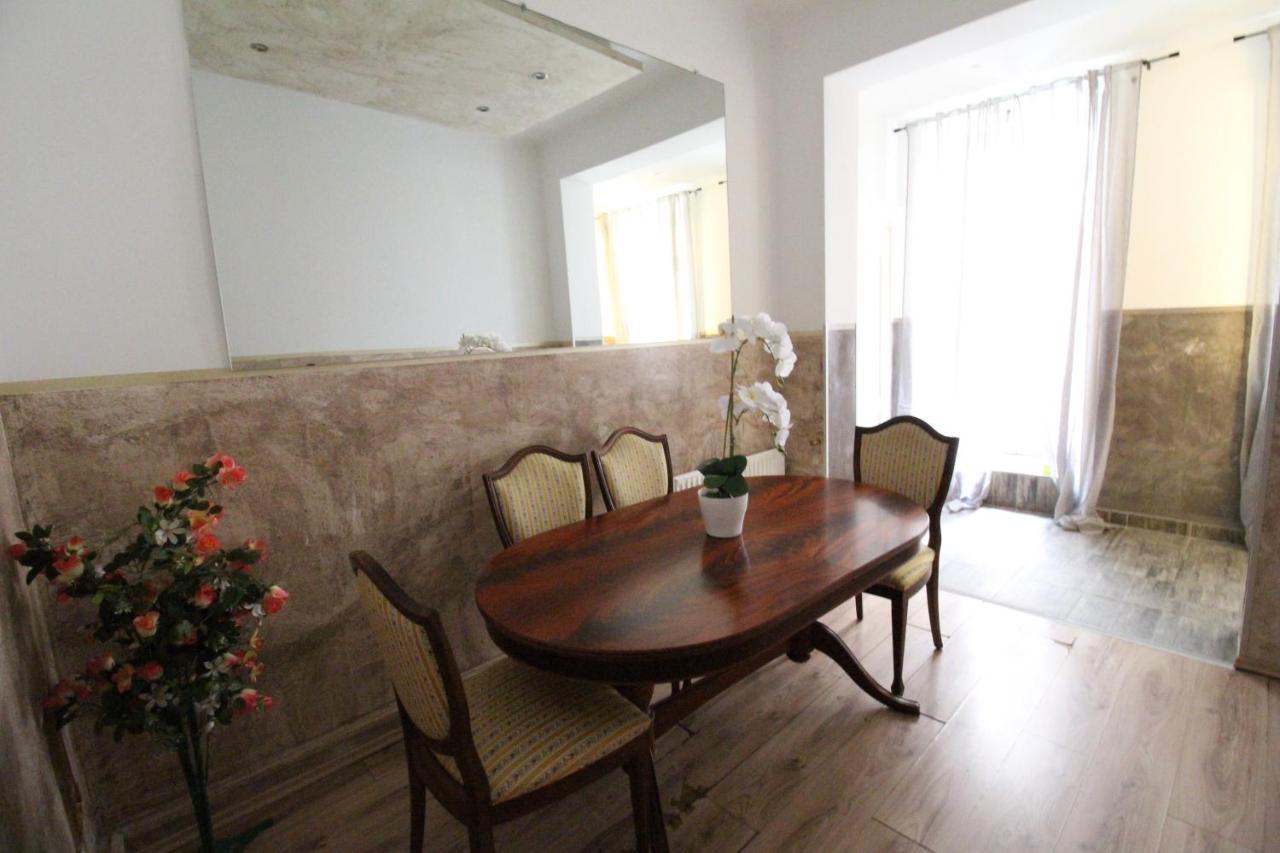 Private Triple Bedroom Rf1 Apartament